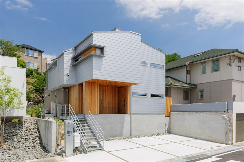 驚きと感動が詰まった家で、最高に楽しい人生を。